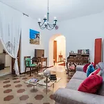 Alfycodindia Appartamento-centro-terrazzino 6posti Appartement *