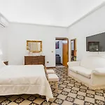 Alfycodindia Appartamento-centro-terrazzino 6posti Catánia