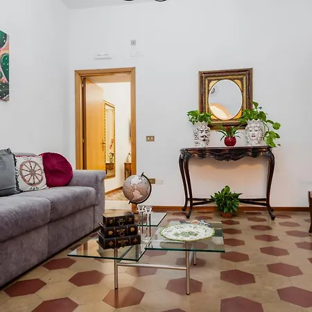 Apartmán Centro, Stile Siciliano, Balcone, Parcheggio Alfycodindia