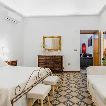 Centro, Stile Siciliano, Balcone, Parcheggio Alfycodindia Apartmán